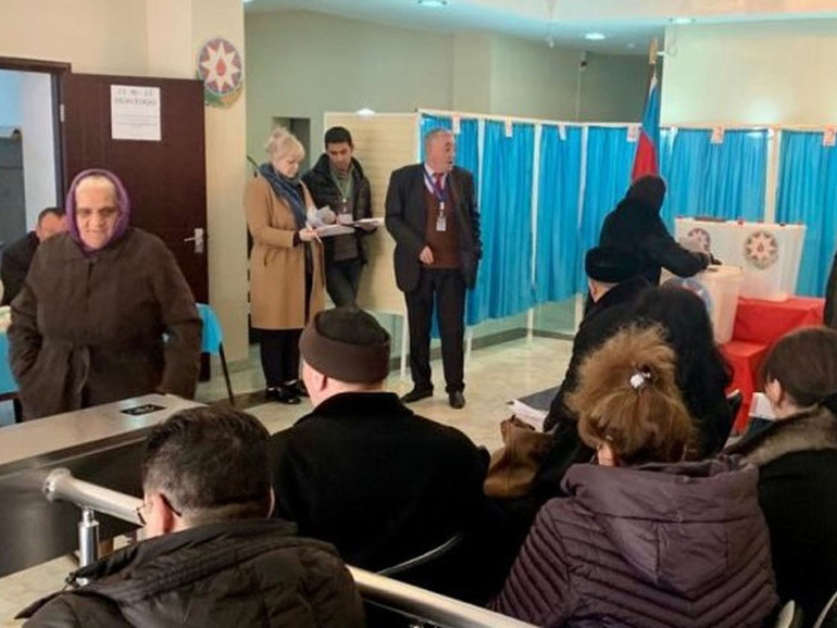 Elezioni in Azerbaijan, osservatori internazionali denunciano "gravi brogli"