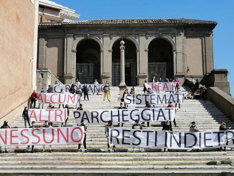 Famiglie rom sgomberate, in Campidoglio "per ricordare le promesse fatte"