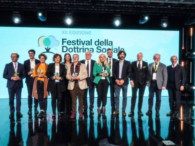 Festival Dottrina sociale: Verona, premiati ieri sera gli “Imprenditori per il bene comune”. Oggi si parla di natalità, diplomazia, giustizia