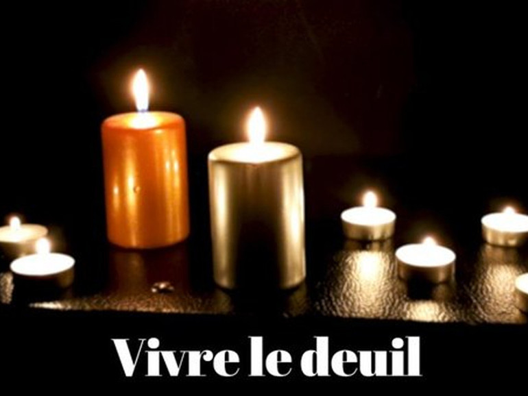 Francia: dal 12 al 17 ottobre, veglie di preghiere nelle chiese per i morti di Covid-19, per aiutare a “vivere il lutto”