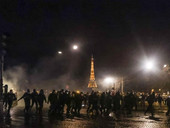 Francia: proteste contro la riforma delle pensioni. Mons. de Moulins-Beaufor, sono “un sintomo allarmante dello stato del tessuto sociale”