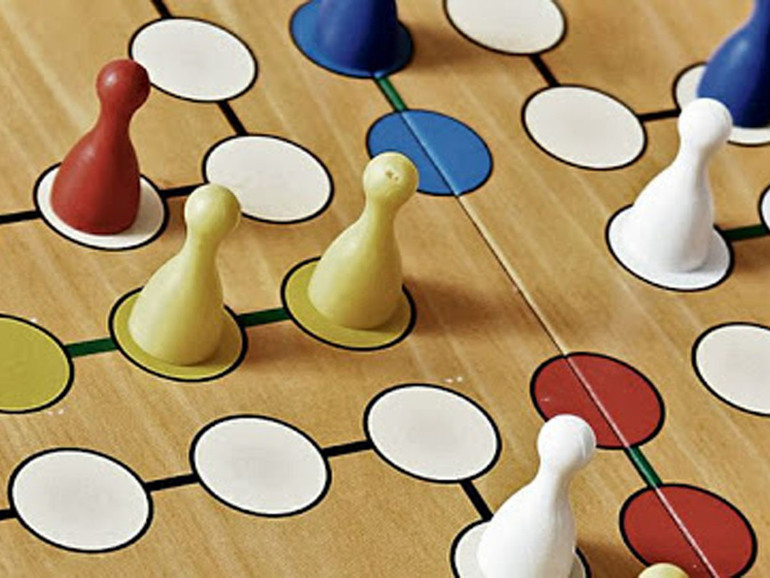 G di Giocare (e Giocarsi). Il verbo giocare assume un significato ancora diverso e importante nella sua forma riflessiva G di Giocare (e Giocarsi). Il verbo giocare assume un significato ancora diverso e importante nella sua forma riflessiva