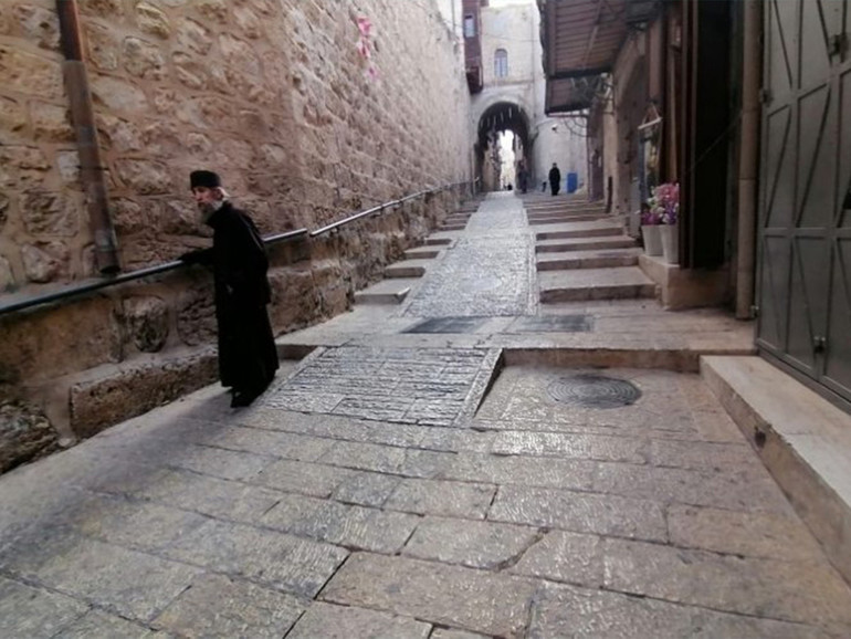 Gerusalemme: coloni israeliani terrorizzano il quartiere cristiano. I cattolici, “città santa deve rimanere la patria di tutti i credenti" Gerusalemme: coloni israeliani terrorizzano il quartiere cristiano. I cattolici, “città santa deve rimanere la patria di tutti i credenti"