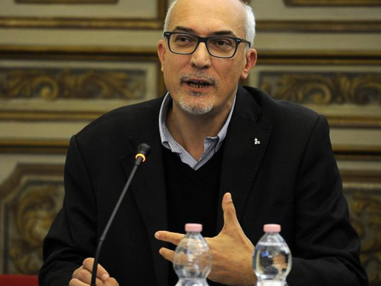 Gioco d’azzardo: p. Occhetta (La Civiltà Cattolica), “premiare i bar che lo evitano, sì a un ‘marchio no slot'” Gioco d’azzardo: p. Occhetta (La Civiltà Cattolica), “premiare i bar che lo evitano, sì a un ‘marchio no slot'”