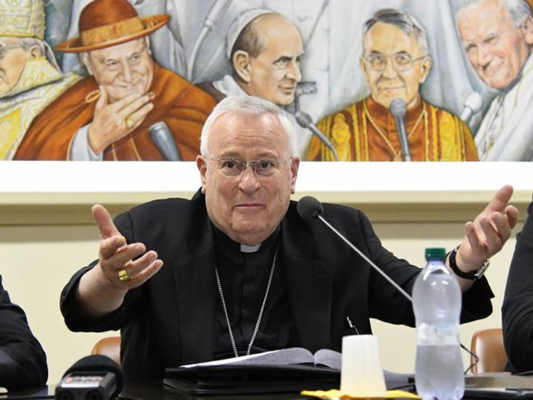 I giovani italiani incontrano il Papa. Card. Bassetti: “Un esercito pacifico da tutta la Penisola” I giovani italiani incontrano il Papa. Card. Bassetti: “Un esercito pacifico da tutta la Penisola”