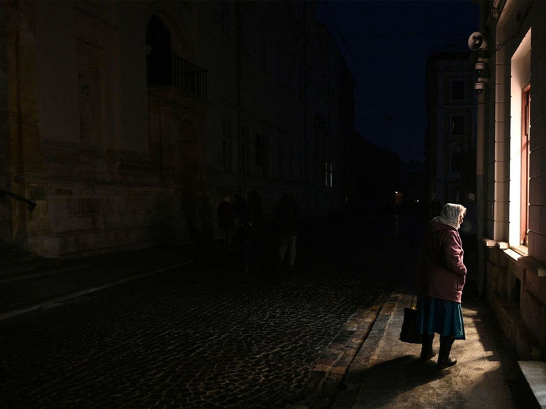 Il buio cala sull’Ucraina. La testimonianza di don Moreno Cattelan Il buio cala sull’Ucraina. La testimonianza di don Moreno Cattelan