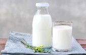 Il latte vaccino un toccasana per la dieta degli anziani