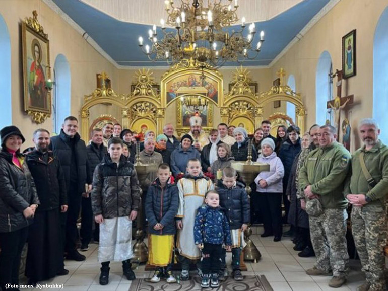 Il “Papa della pace” visto sul fronte di guerra. Mons. Ryabukha (Donetsk), “le sue parole ci hanno dato tanta speranza” Il “Papa della pace” visto sul fronte di guerra. Mons. Ryabukha (Donetsk), “le sue parole ci hanno dato tanta speranza”