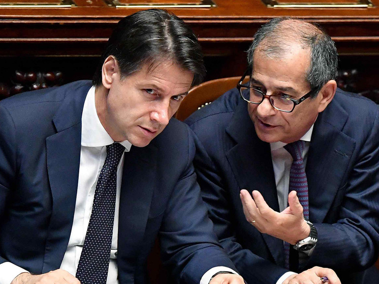 Il parlamento approva il Def. Evitato l’aumento dell’Iva Il parlamento approva il Def. Evitato l’aumento dell’Iva