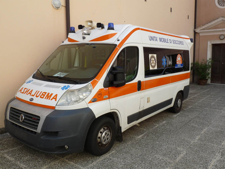 Il Rotary ha consegnato la quarta Ambulanza per i feriti ucraini