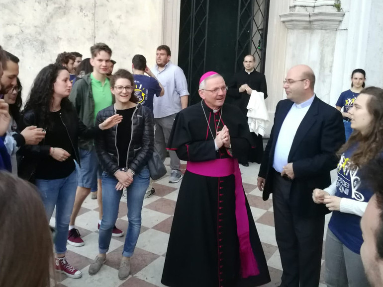 Il vescovo Claudio ai giovani: "Stringiamo un'alleanza tutti insieme!"