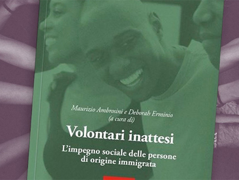 Il volontariato “rivoluzionario” degli immigrati: ecco la ricerca