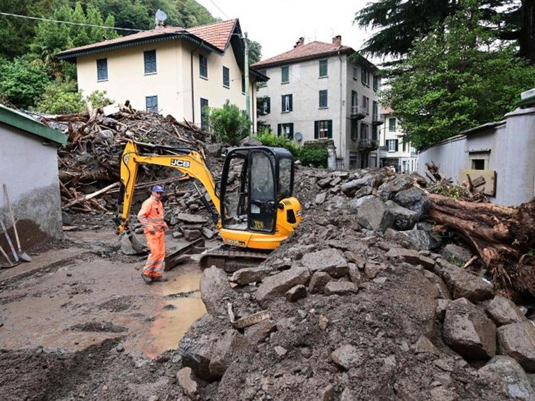 Incendi e alluvioni: card. Bassetti, “vicinanza alle popolazioni e gratitudine ai soccorritori”