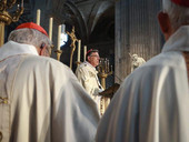 Incendio a Notre Dame. Mons. Aupetit (arcivescovo di Parigi): “Siamo stati colpiti ma non abbattuti. La cattedrale rivivrà”