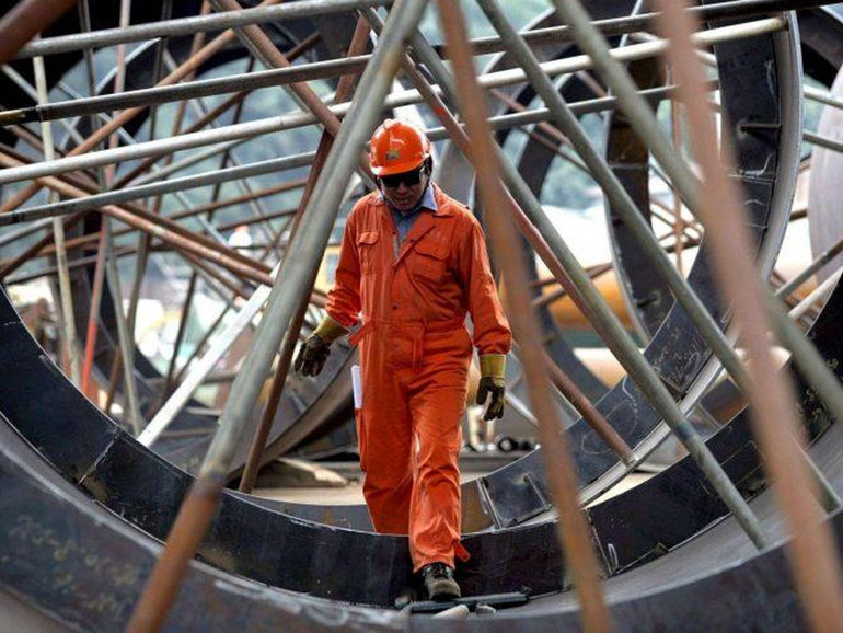 Istat: battuta d’arresto per la produzione industriale. Segno meno in tutta Europa Istat: battuta d’arresto per la produzione industriale. Segno meno in tutta Europa