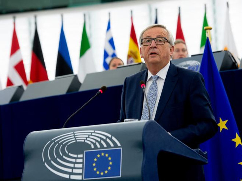 Juncker prepara il discorso sullo stato dell’Unione. Check-up al grande malato, si cerca la “cura”