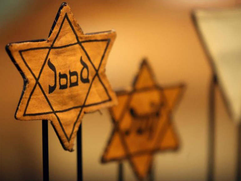 L’antisemitismo, come ogni razzismo, è una malattia profonda della nostra società L’antisemitismo, come ogni razzismo, è una malattia profonda della nostra società