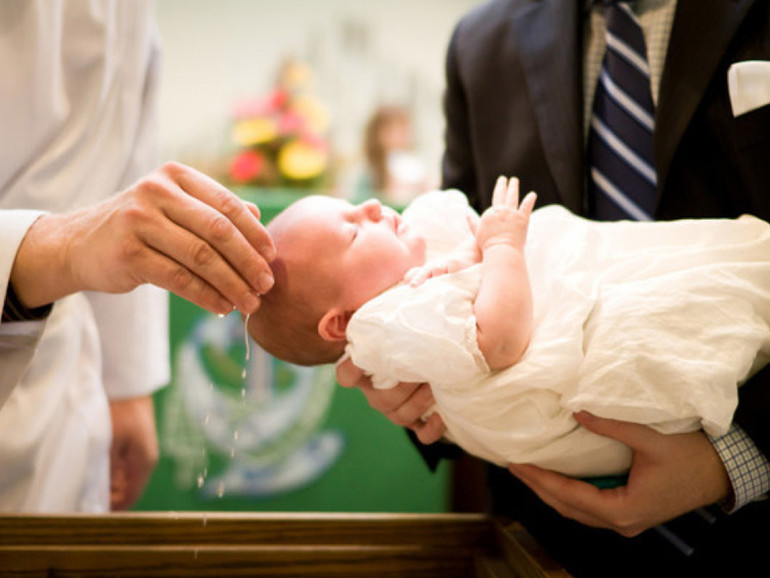 L'assemblea diocesana del 5 ottobre apre un anno dedicato al battesimo L'assemblea diocesana del 5 ottobre apre un anno dedicato al battesimo