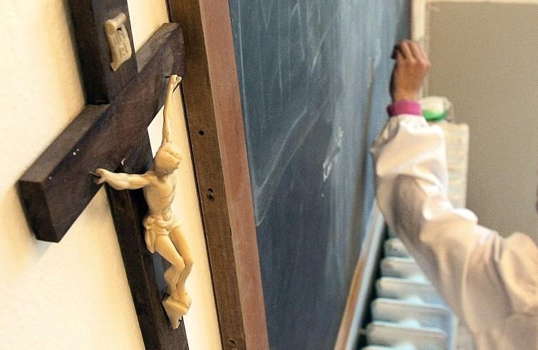 L'insegnamento della religione cattolica: occasione di ascolto delle domande più profonde e autentiche L'insegnamento della religione cattolica: occasione di ascolto delle domande più profonde e autentiche