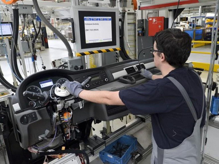 L’Istat conferma la grande frenata dell’economia italiana: occupati in calo nel terzo trimestre L’Istat conferma la grande frenata dell’economia italiana: occupati in calo nel terzo trimestre