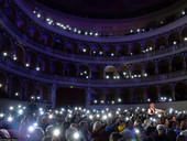 La Big Vocal Orchestra incanta il pubblico al Verdi. Con il concerto "C'è un posto per tutti" oltre 13 mila euro per le Cucine Popolari