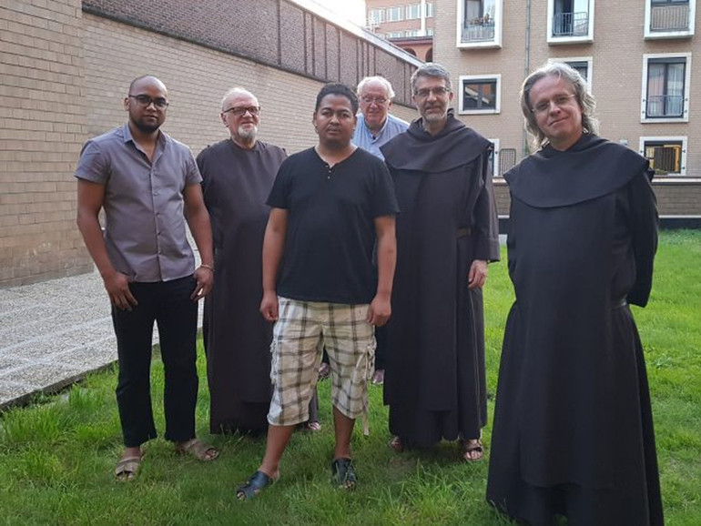 “La chiesa aperta è un segno di speranza”. I Carmelitani a Bruxelles, tra emergenza-Covid, preghiere e carità