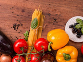 La dieta mediterranea vince sempre. I consumi di prodotti agroalimentari italiani le mondo crescono: necessario fare tesoro del loro successo