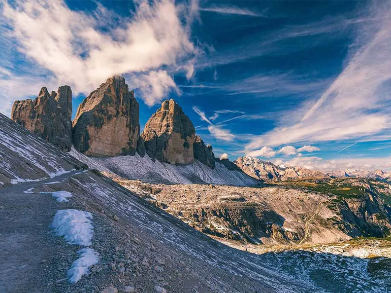 La montagna. Il luogo dove vive il futuro. Parla Marco Albino Ferrari La montagna. Il luogo dove vive il futuro. Parla Marco Albino Ferrari