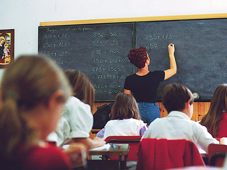 La proposta dei sindaci: cittadinanza a scuola La proposta dei sindaci: cittadinanza a scuola