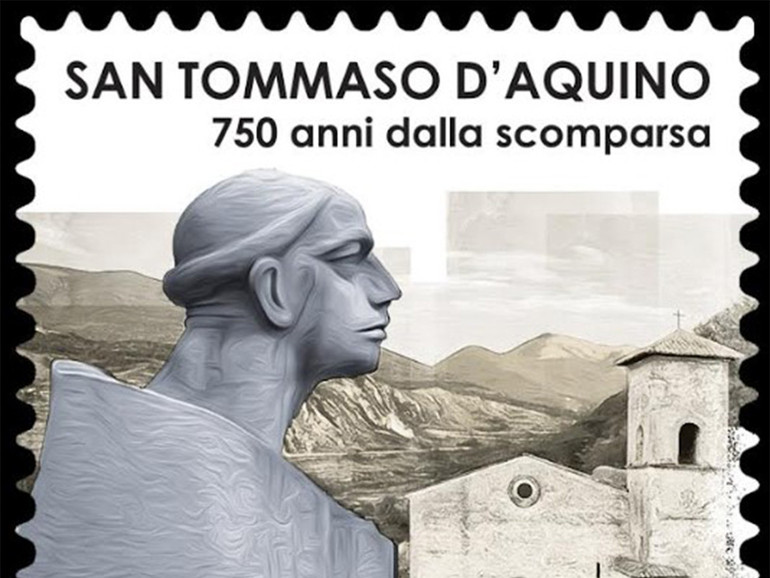 La statua di san Tommaso d'Aquino di Giuliano Vangi nel francobollo del ministero delle Imprese e del Made in Italy