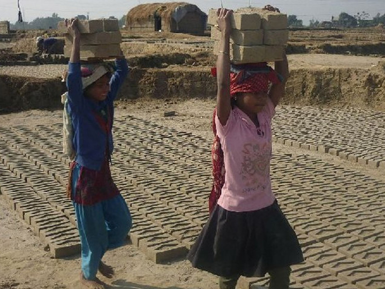 Lavoro minorile, abbandono scolastico: le conseguenze del lockdown sui bambini indiani