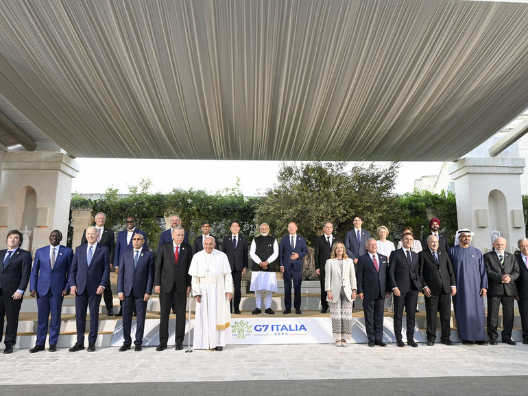 Le parole di papa Francesco al G7 italiano sull’intelligenza artificiale. «Prima la dignità» Le parole di papa Francesco al G7 italiano sull’intelligenza artificiale. «Prima la dignità»