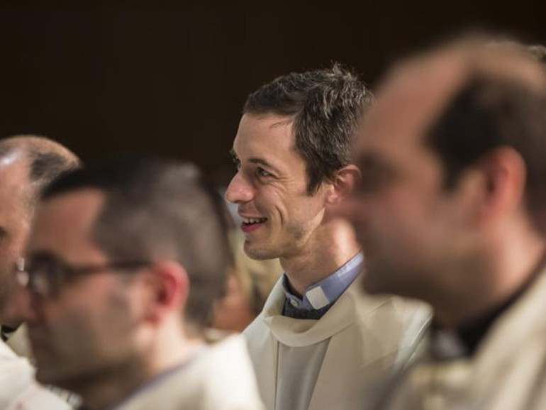 Lettera del Papa: la cura per i sacerdoti è cura per la persona e per l’annuncio