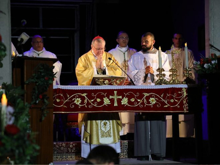 Libano: card. Parolin, “un nuovo appuntamento con la solidarietà e l’unità nazionale attende tutto il popolo. Papa pronto a visitare il Paese”