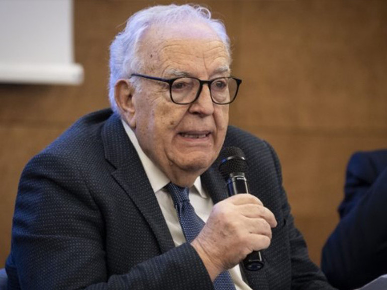 Luigi Bardelli: Corrado (Cei), “grande architetto d’informazione e comunicazione” Luigi Bardelli: Corrado (Cei), “grande architetto d’informazione e comunicazione”