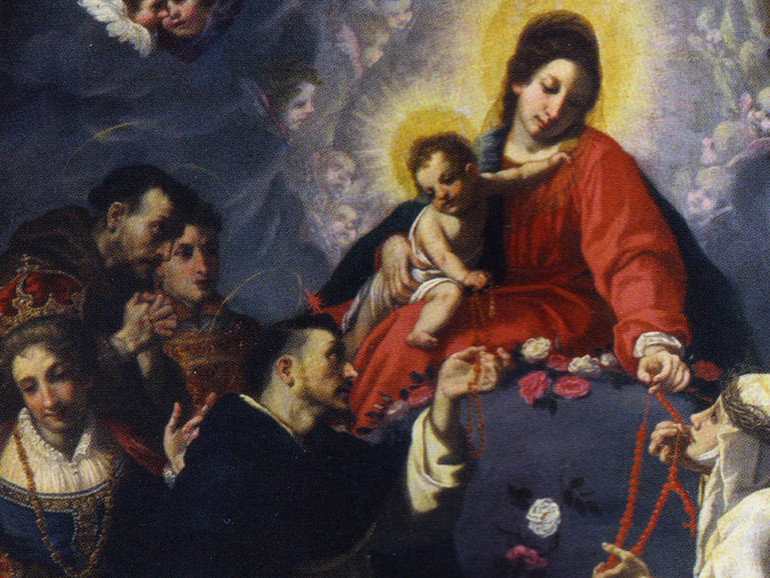 Maggio, il mese di Maria: una devozione popolare snobbata può diventare legame evangelico