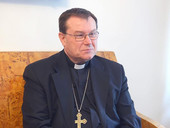 Manifestazioni di piazza. Mons. Pezzi (arcivescovo di Mosca): “Urgente dare risposte reali al disagio della gente”