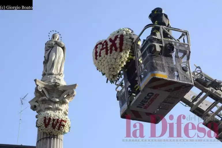 Maria, i giovani, i simboli cristiani nel messaggio per la Madonna dei Noli Maria, i giovani, i simboli cristiani nel messaggio per la Madonna dei Noli