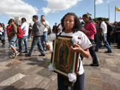 Messico: diminuiscono i cattolici, crescono i “senza religione”. Flores Ramos (Pont. Università): “Serve un nuovo approccio”