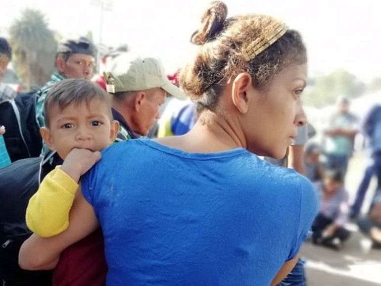 Messico, violenze contro i migranti che da Tapachula vogliono raggiungere gli Usa