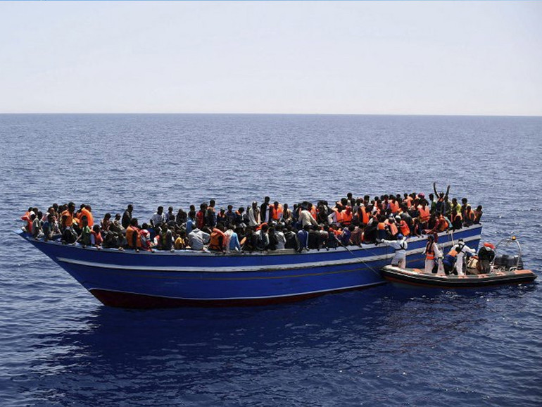 Migranti, 500 persone riportate in Libia: “Criminale respingimento collettivo”