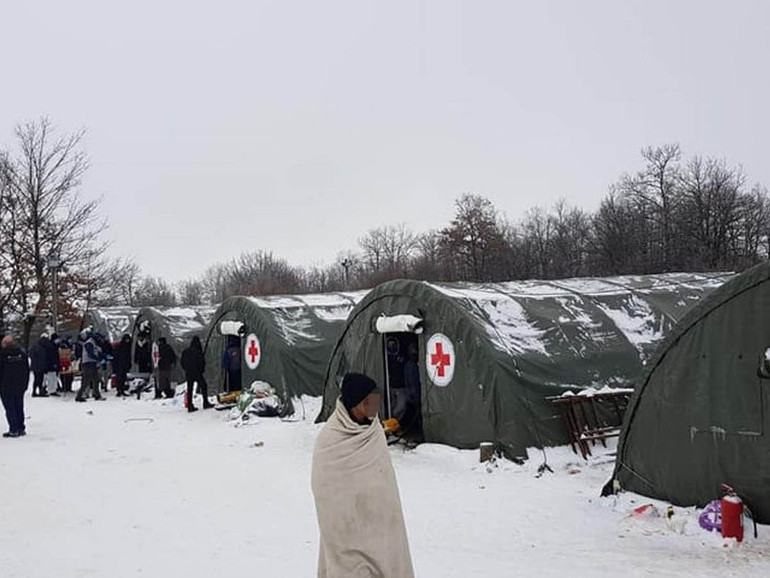 Migranti bloccati nel campo di Lipa: "Non si può più aspettare" Migranti bloccati nel campo di Lipa: "Non si può più aspettare"