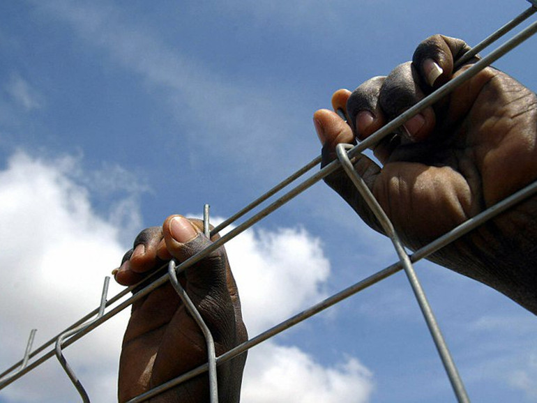 Migranti, dallo Sprar alle ong: i nodi critici delle modifiche ai decreti sicurezza Migranti, dallo Sprar alle ong: i nodi critici delle modifiche ai decreti sicurezza