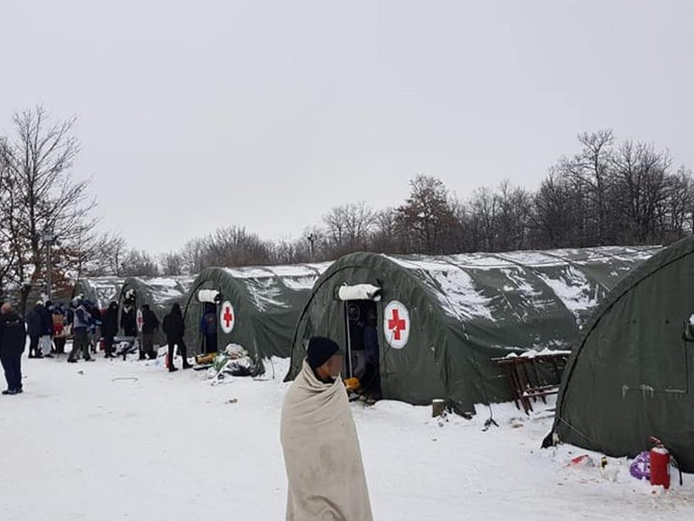 Migranti, il Governo vuole riattivare le riammissioni con la Slovenia: “Illegittimo”