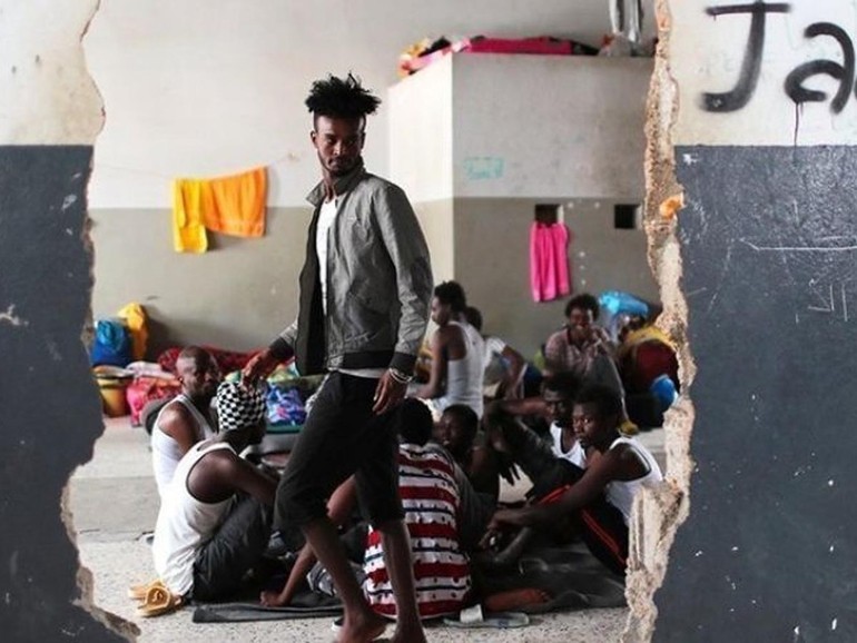 Migranti, "Un tetto per chi ne ha bisogno": a Verona l’appello per non chiudere i dormitori Migranti, "Un tetto per chi ne ha bisogno": a Verona l’appello per non chiudere i dormitori
