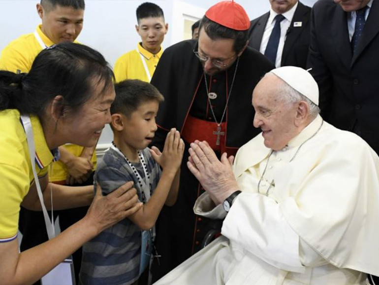 Mongolia. Card. Marengo: “Il viaggio del Papa è stato una grazia, un dono. Il suo messaggio diventa un programma di vita per noi”