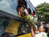 Myanmar: catturati a Loikaw dalla giunta militare 7 membri dello staff Caritas mentre portavano aiuti umanitari agli sfollati