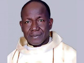 Nigeria: prete bruciato vivo in chiesa. Ugorji (presidente vescovi nigeriani), “orribile omicidio, forze dell’ordine arrestino i criminali”
