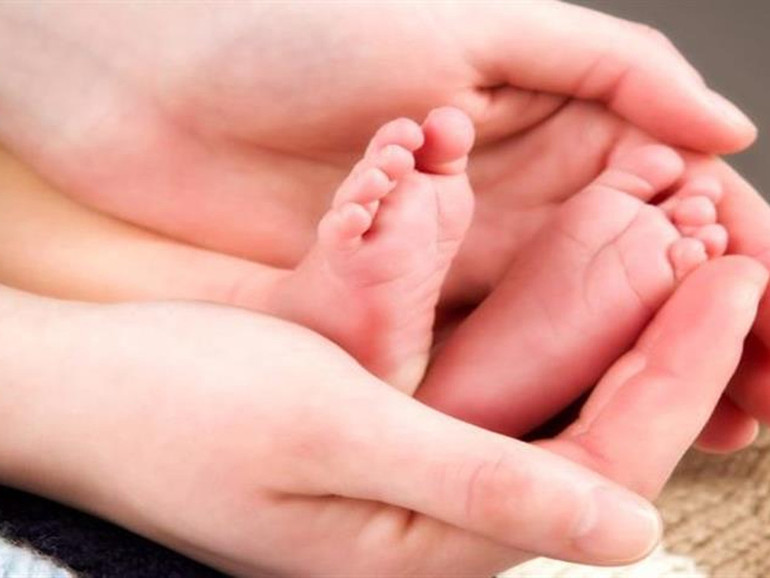 Nuovo record negativo di nascite: -4,5% nel 2019. La fuga degli italiani