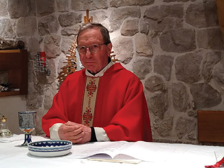 Padre Luigi Bassetto ha celebrato 50 anni di sacerdozio nella casa dei padre Somaschi a Quero